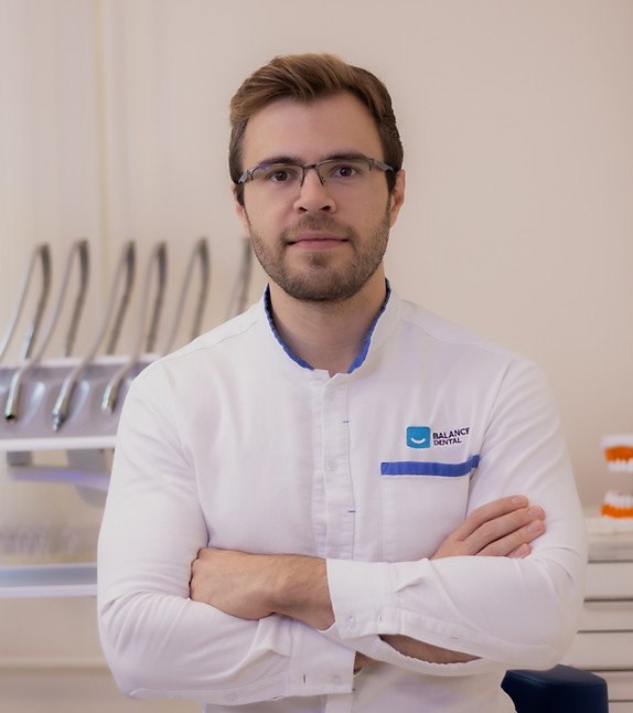 Dr. Kovács Sebastian